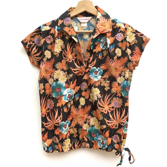 Vintage Tops - Vintage 70s Hippie Boho Floral Short Sleeve Top